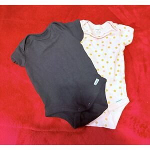 0-3 Month Baby Girl Onesies Bundle Of Two By Gerber Black And Pink Shortโ Sleeve